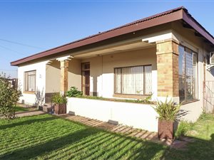 3 Bed House in Nigel Central