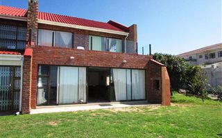 3 Bedroom Townhouse in Port Alfred