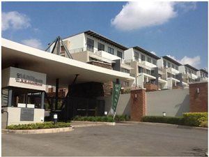2 Bed Apartment in Dainfern