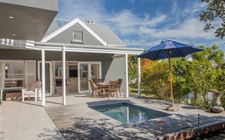 3 Bedroom House in Thesen Islands