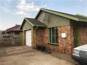 3 Bed House in Vosloorus