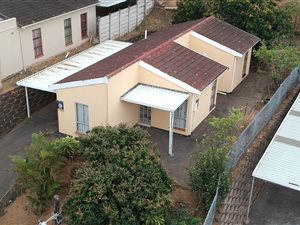3 Bed House in Newlands West
