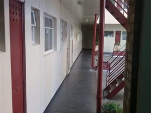 1 Bed Apartment in Yeoville