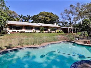 4 Bed House in Cowies Hill