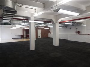 379 m² Office Space in Woodstock
