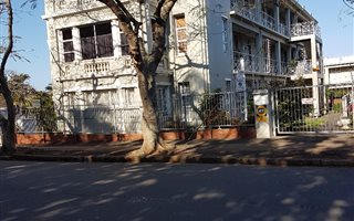 2 Bedroom Flat in Essenwood