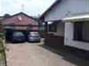 4 Bed House in Duffs Road