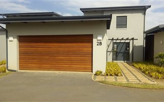 4 Bedroom Simplex in Palm Lakes Estate