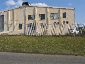 2635 m² Industrial space in Shortts Retreat