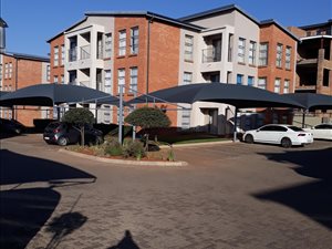 2 Bed Apartment in Jansen Park