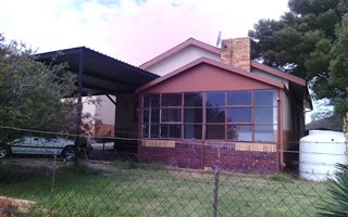 3 Bedroom House in Leandra