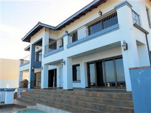 5 Bed House in Uvongo