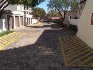 3 Bed Townhouse in Country View