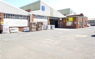 298 m² Industrial space in Mkondeni