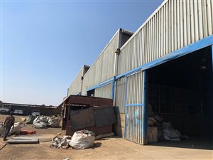 1800 m² Industrial space in Nigel Central
