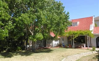 4 Bedroom House in Kenilworth