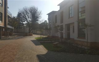 2 Bedroom Townhouse in Waterkloof