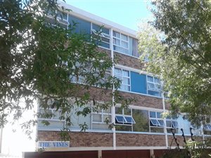 1.5 Bedroom Apartment in Wynberg