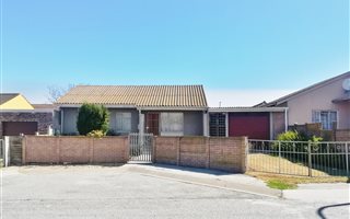3 Bedroom House in Booysen Park