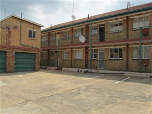 2 Bed Flat in Vanderbijlpark CW2