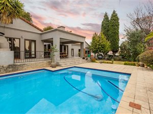 4 Bed House in Dainfern Ridge