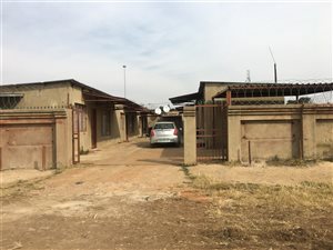 7 Bed Flat in Schonkenville
