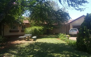 4 Bedroom House in Koster