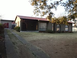 3 Bed House in Barry Hertzog Park