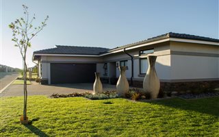 3 Bedroom Cluster in Benoni CBD