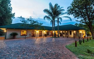658 m² Commercial space in Clubview