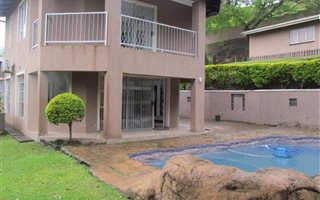 4 Bedroom House in Padfield Park