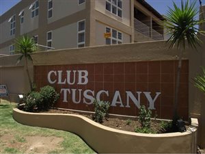 2 Bed Townhouse in Mondeor