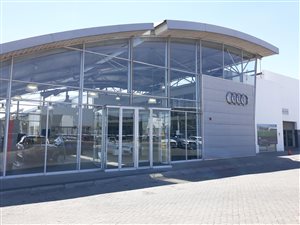 3053 m² Commercial space in Hughes
