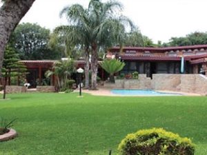 4 Bed House in Waterkloof Ridge