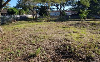 2632 m² Land available in Hayfields