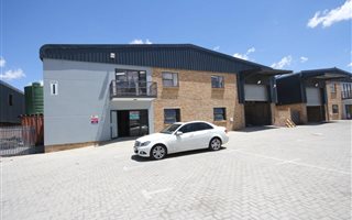 957 m² Industrial space in Florida