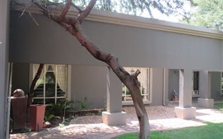 4 Bedroom House in Kameelfontein and surrounds