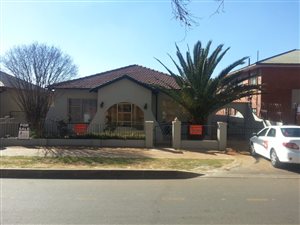 3 Bed House in Kenilworth