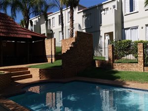 3 Bed Apartment in Radiokop