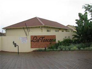 3 Bed Simplex in Ruimsig