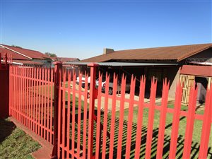 3 Bed House in Noycedale