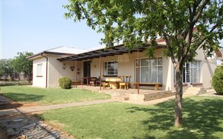 4 Bedroom House in De Aar