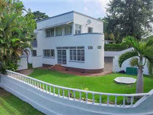6 Bedroom House in Berea West