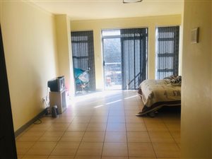 Studio apartment in Richmond
