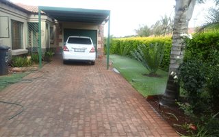 2 Bedroom House in Hesteapark