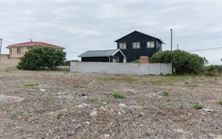 326 m² Land available in Kleinkrantz