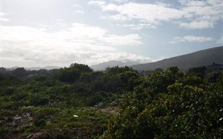 892 m² Land available in Hawston