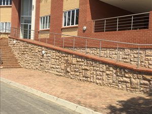 224 m² Commercial space in Fourways