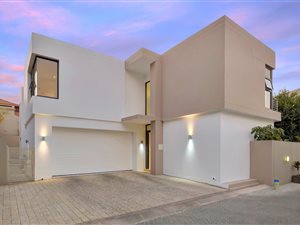 5 Bed House in Morningside