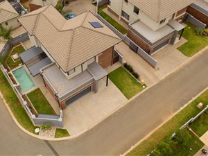 3 Bed House in Honeydew Manor